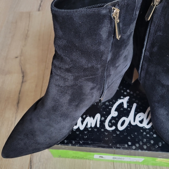Sam Edelman Hilty, Black Suede Booties, Size 9.5 - Picture 3 of 16